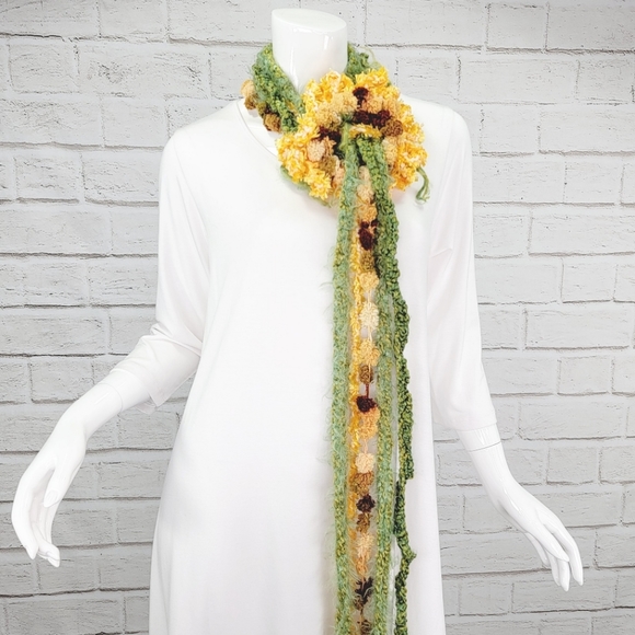 Funky Lady One-of-a-kind Artsy Handmade Flower Scarf - Picture 4 of 12